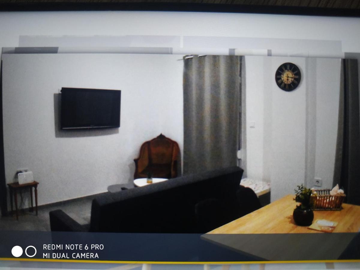 Minimal Apartment Kalamáta Eksteriør bilde