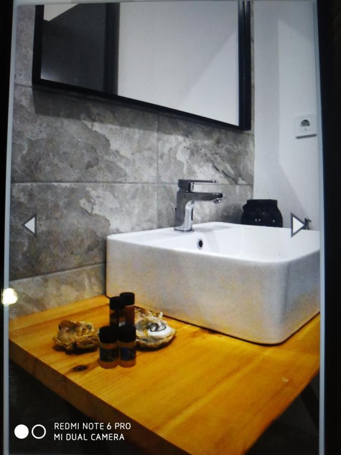 Minimal Apartment Kalamáta Eksteriør bilde